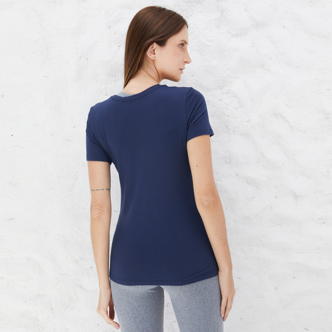 Camiseta Modal Feminina | Travel Collection - Azul Marinho